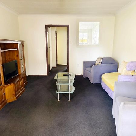 Ferry Motel Christchurch Esterno foto