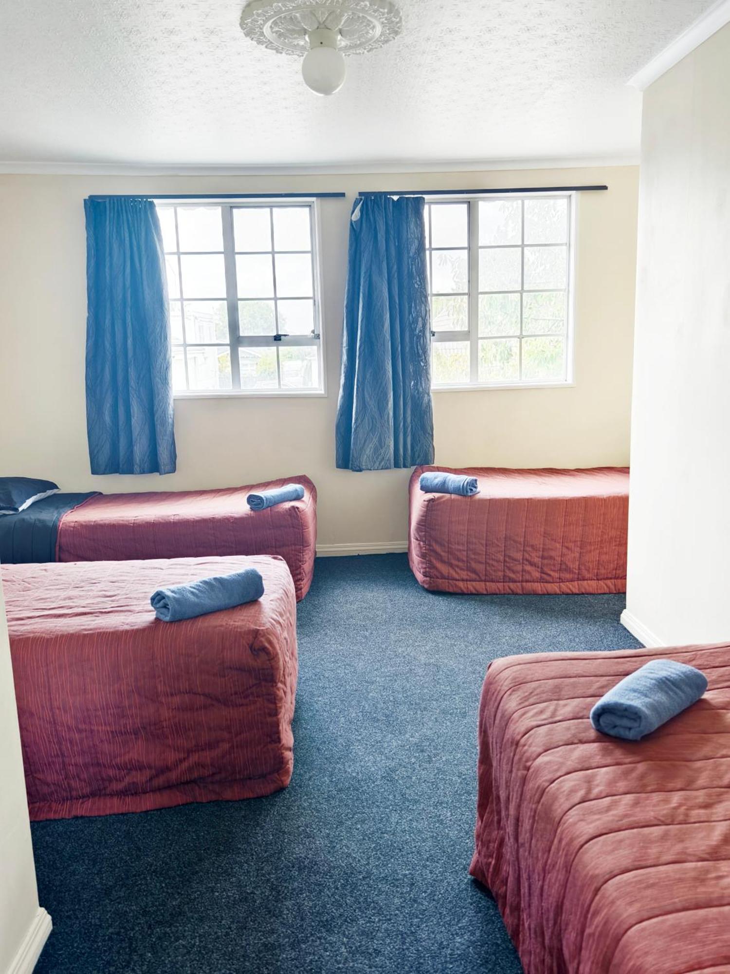 Ferry Motel Christchurch Esterno foto