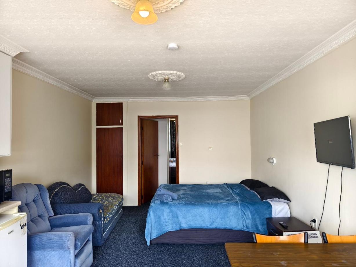 Ferry Motel Christchurch Esterno foto