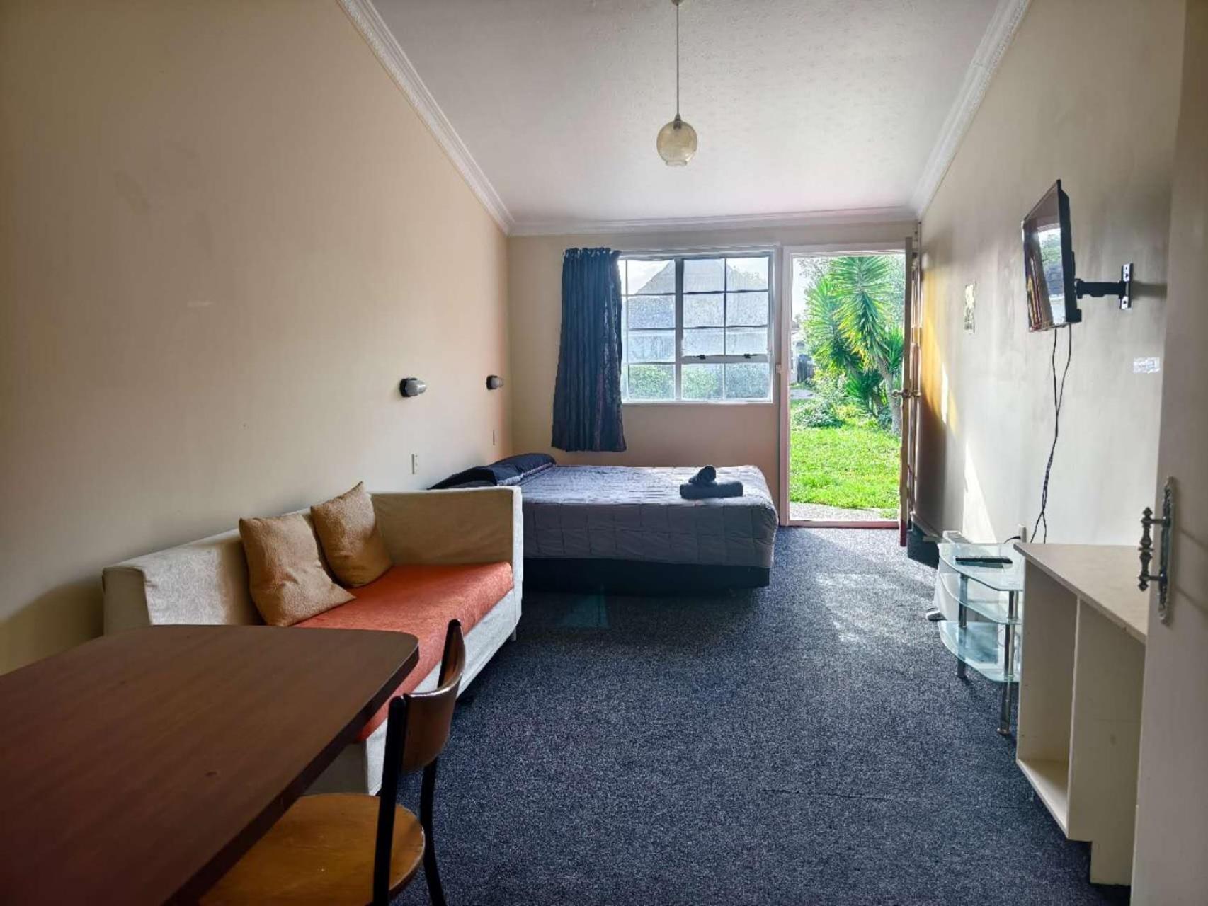 Ferry Motel Christchurch Esterno foto
