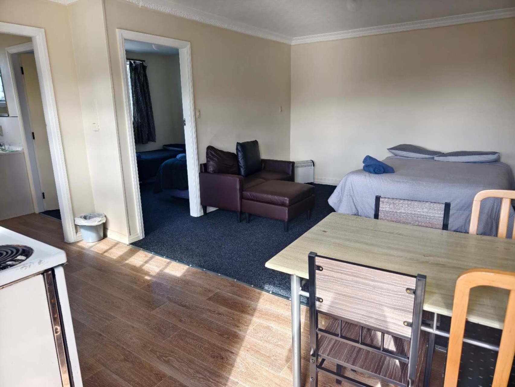 Ferry Motel Christchurch Esterno foto