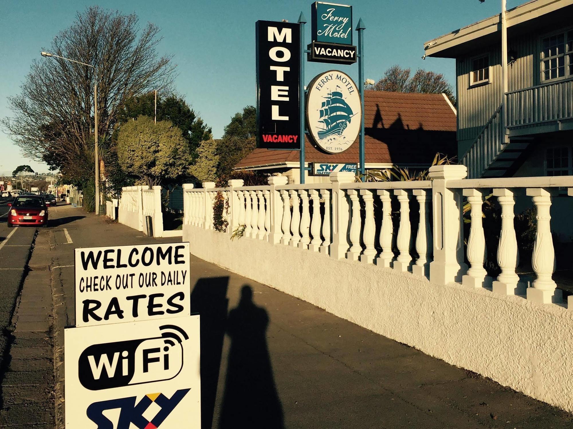 Ferry Motel Christchurch Esterno foto